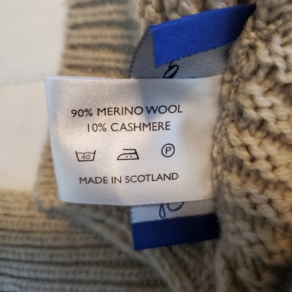 Peter Scott cashmere and merino wool blend sweater cable knit poncho! Si… - Picture 8 of 9